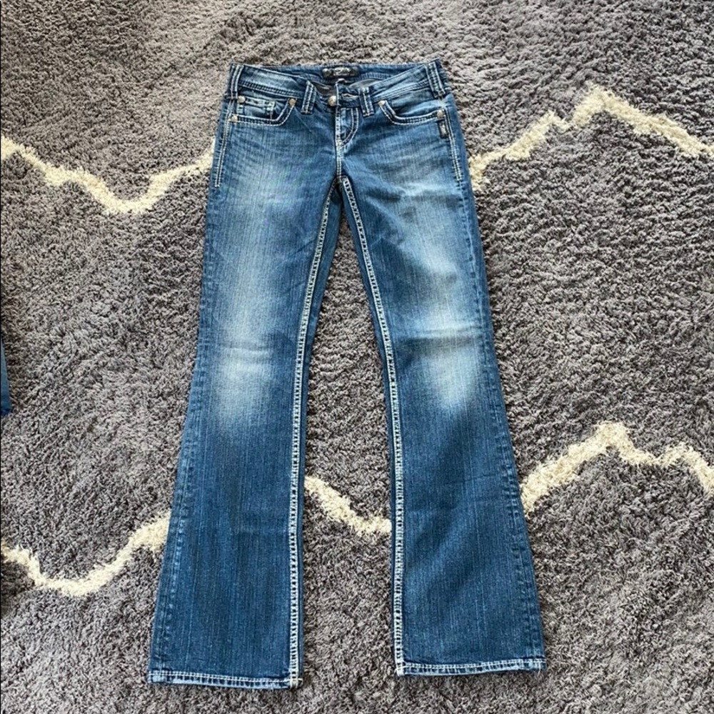 Women’s silver jeans